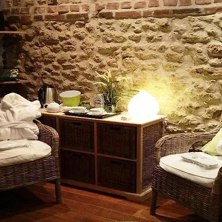Le Trophee Boutique Spa- La Loggia ホテル