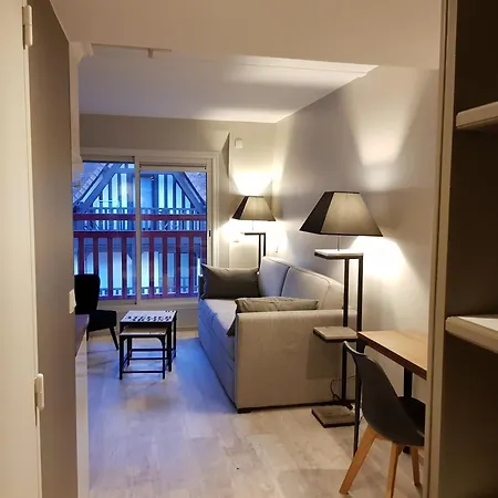 Le Trophee Boutique Spa- La Loggia 3* ドーヴィル