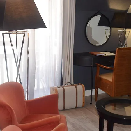 Le Trophee Boutique Spa- La Loggia ホテル 3*