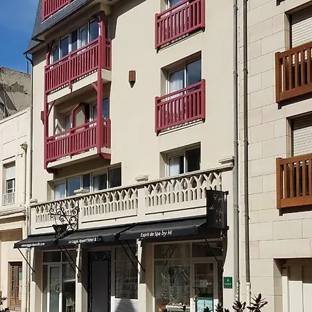Le Trophee Boutique Spa- La Loggia 3* ドーヴィル