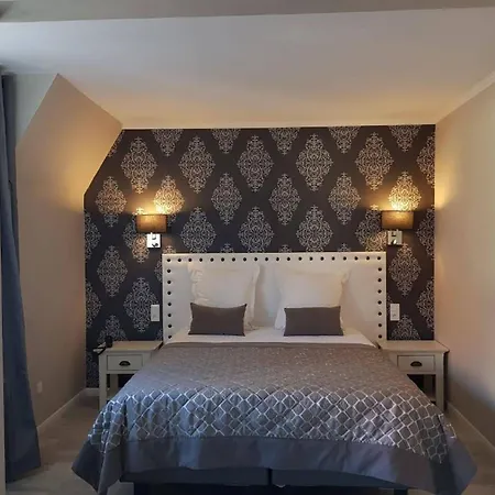 Le Trophee Boutique Spa- La Loggia מלון